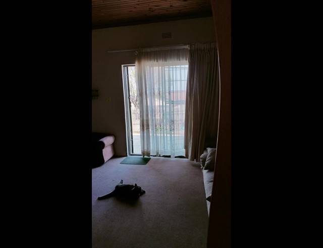 4 BEDROOM HOUSE FOR SALE IN CROSBY